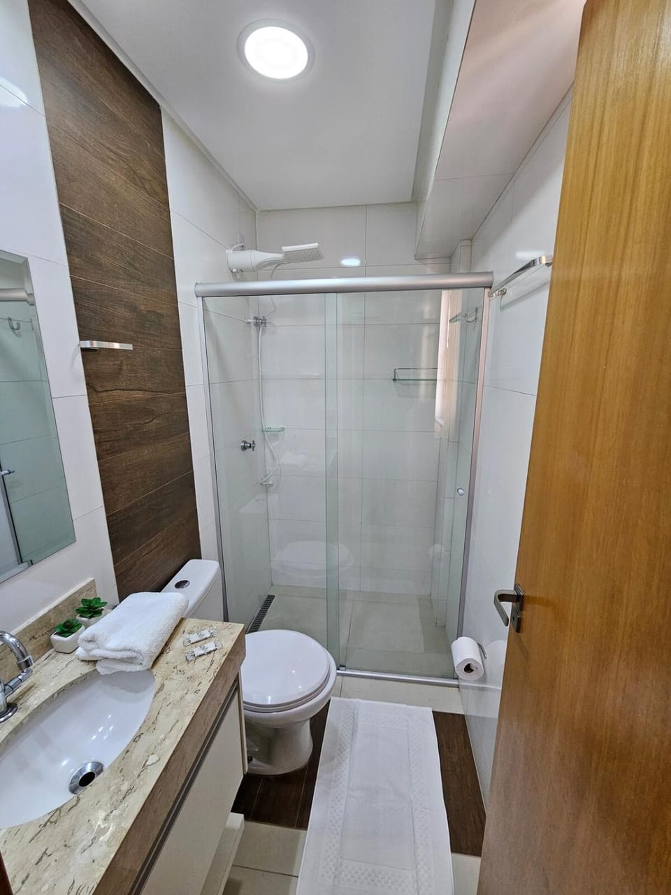 Flat 201 lindíssimo ao lado Shopping Flamboyant Apartment in Goiania