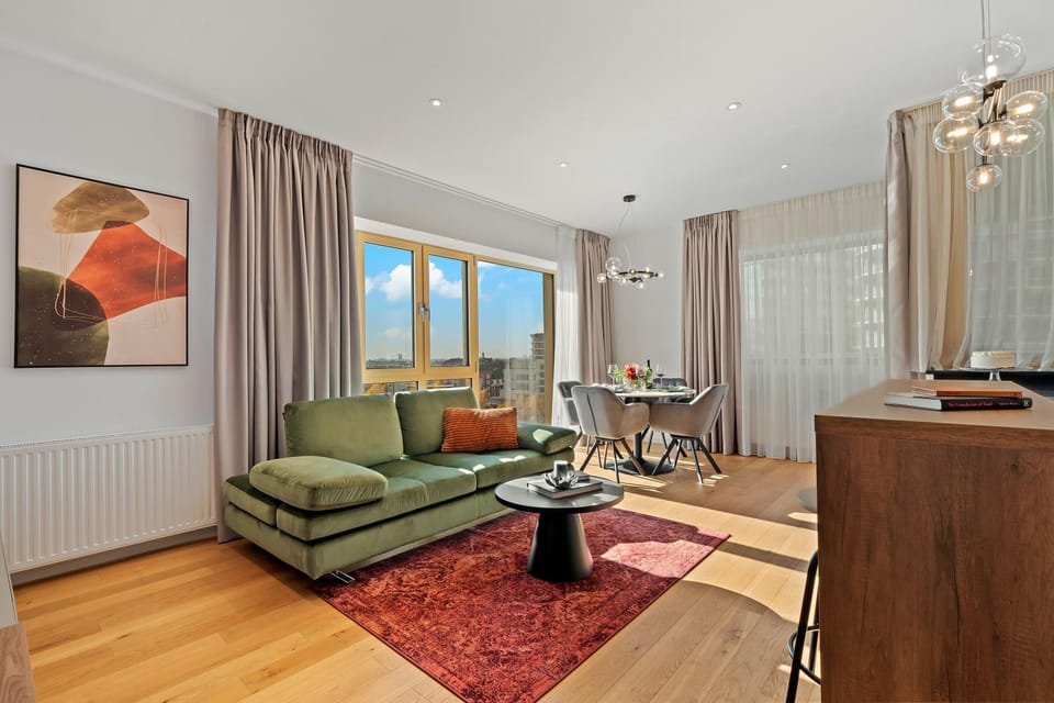 Living room, Seating area, Dining area