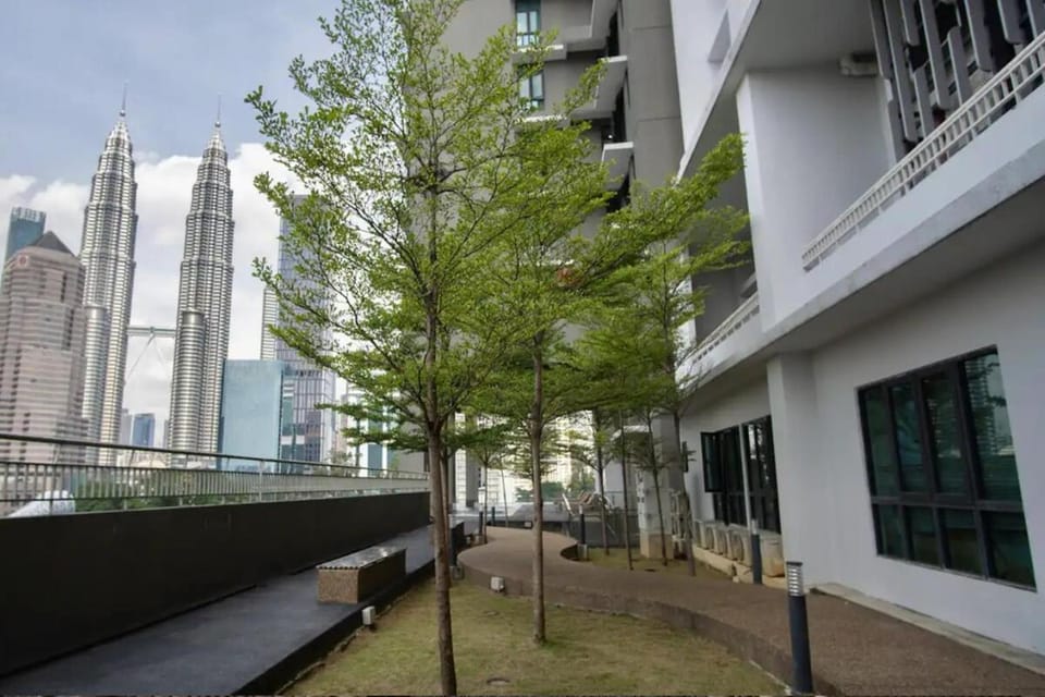 Property building, Day, City view