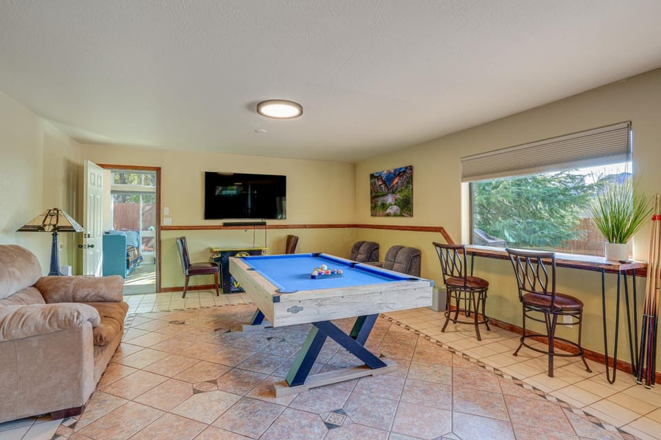 Panoramic Red Rock Views and Hot Tub Sedona Retreat House in Sedona