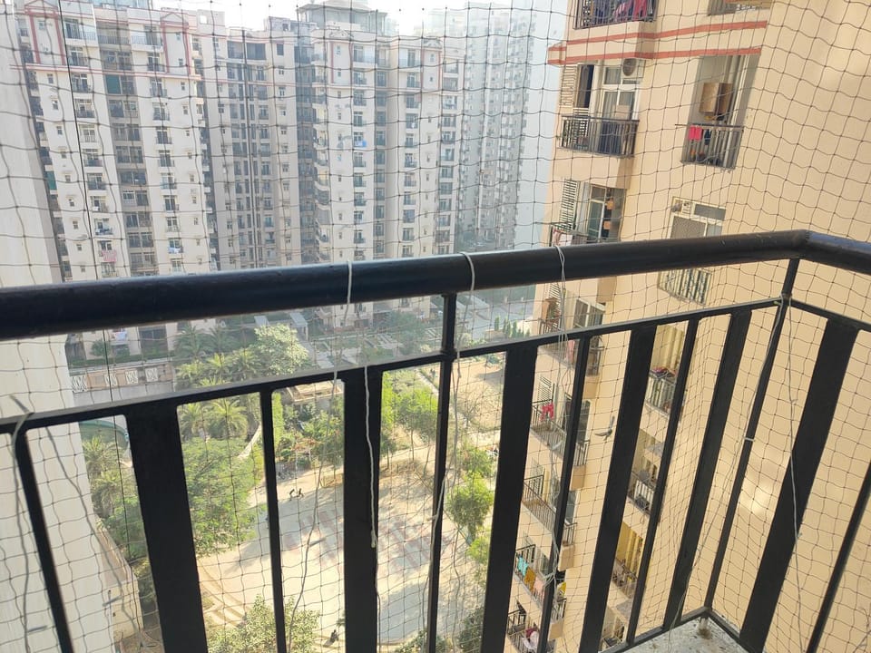 Homely stay in Noida Apartment in Noida