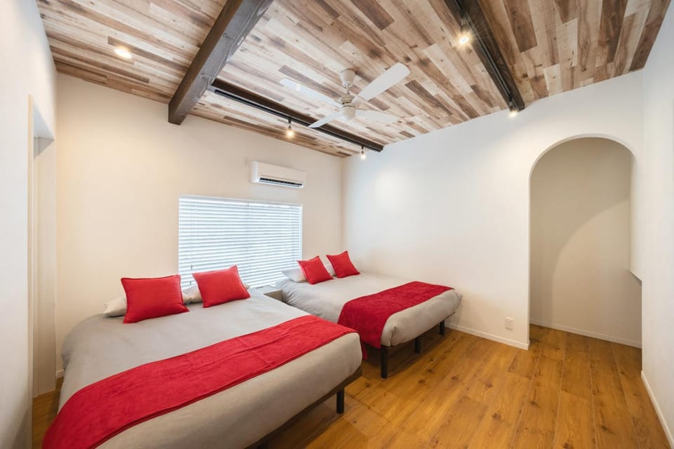 Bed, Bedroom, storage