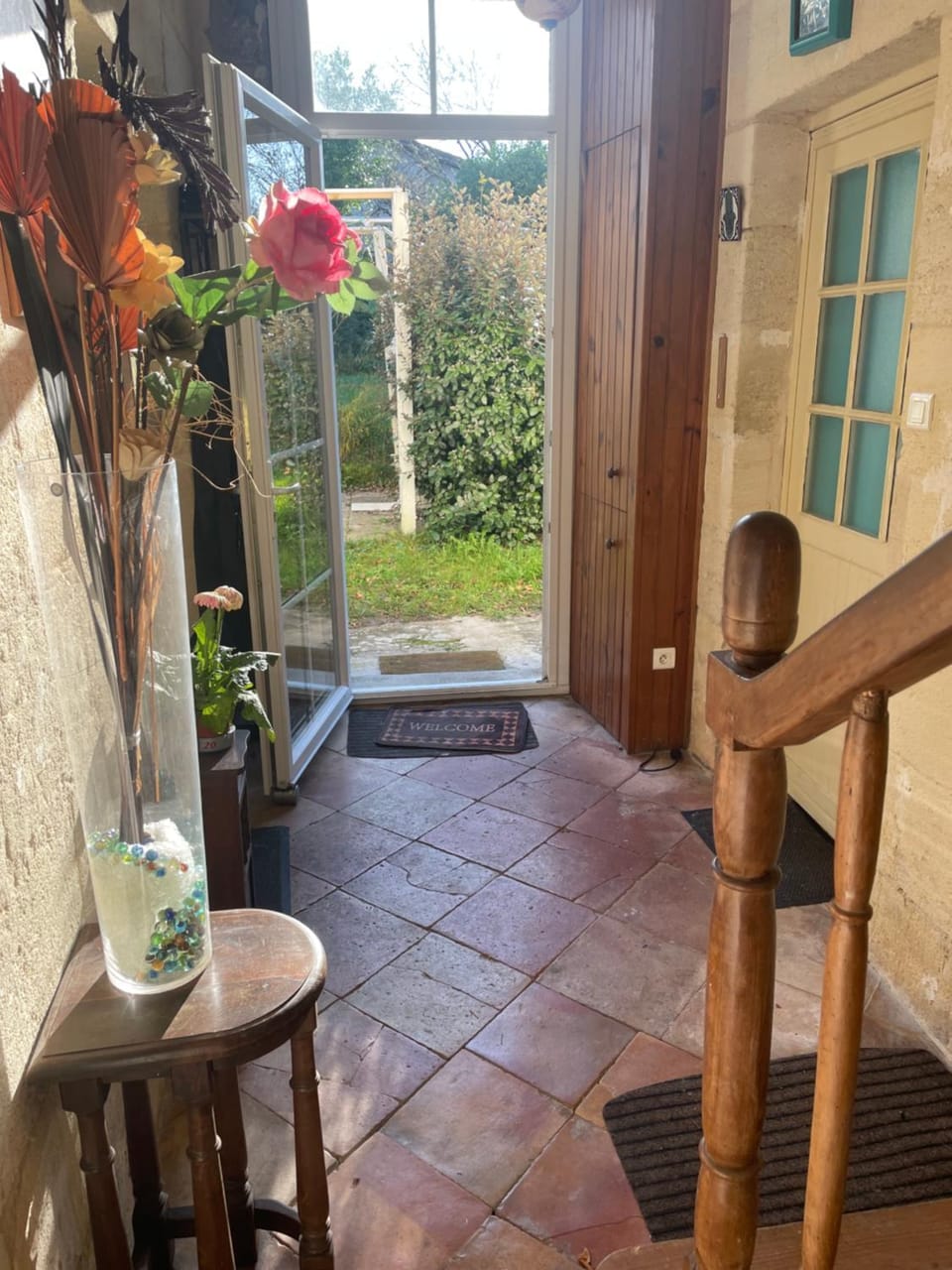 Gîte 2 à 4 personnes avec CLIM et PISCINE près de St EMILION à la campagne, wifi, Clim, piscine Apartment in Nouvelle-Aquitaine
