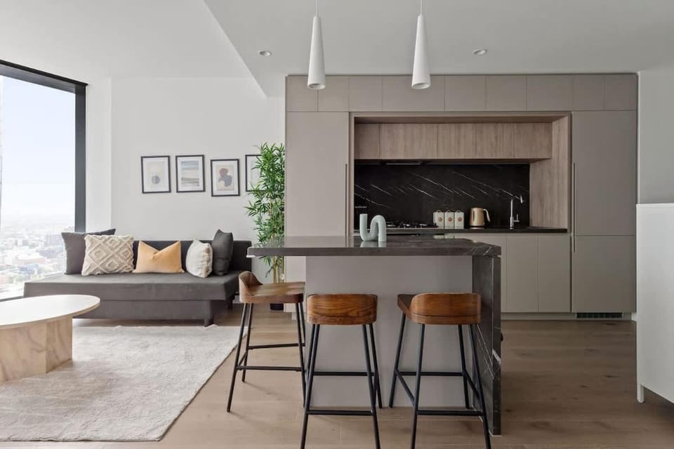 Luxury 2BR Apt Opposite Southern Cross Apartment in Melbourne