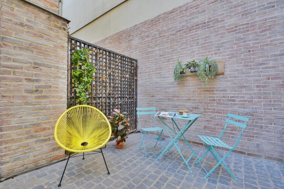 View (from property/room), Balcony/Terrace
