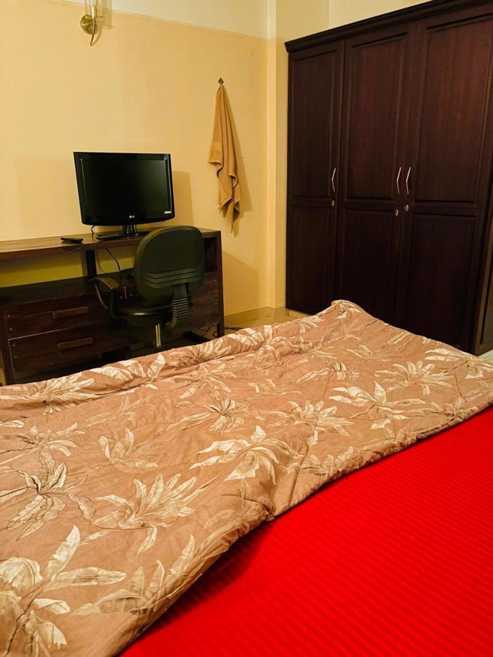 LUXUS INN JA - Starlight Rooms Apartment in Thiruvananthapuram