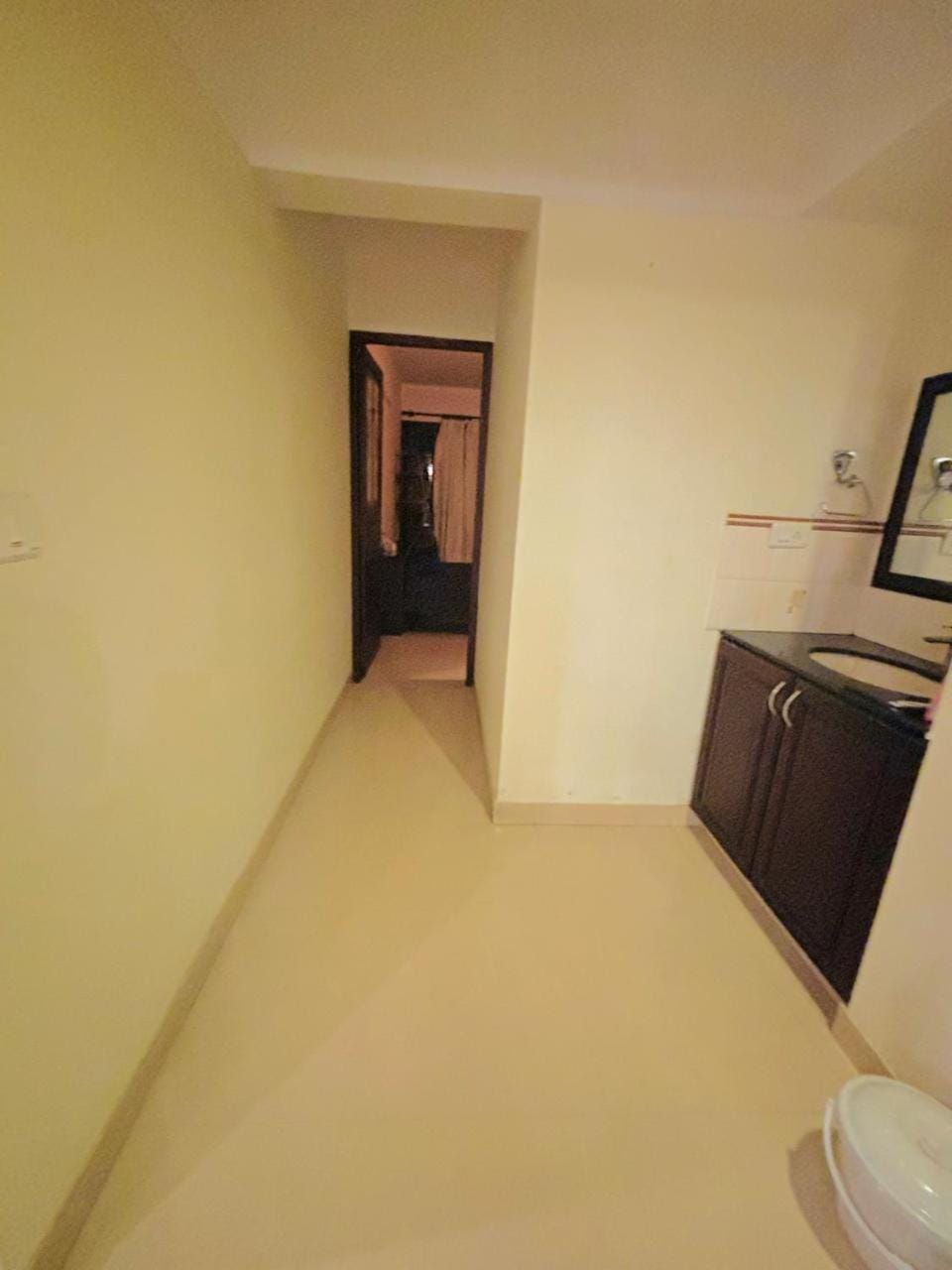LUXUS INN JA - Starlight Rooms Apartment in Thiruvananthapuram