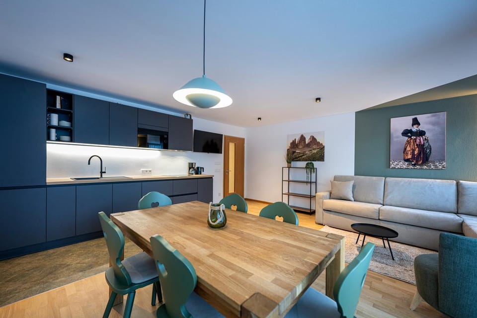 Kitchen or kitchenette, Living room, Dining area