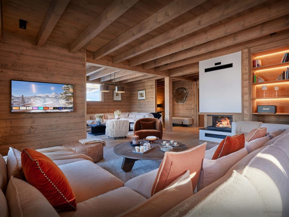Winter, Living room, Seating area