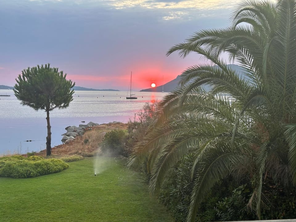 Property building, Sea view, Sunrise