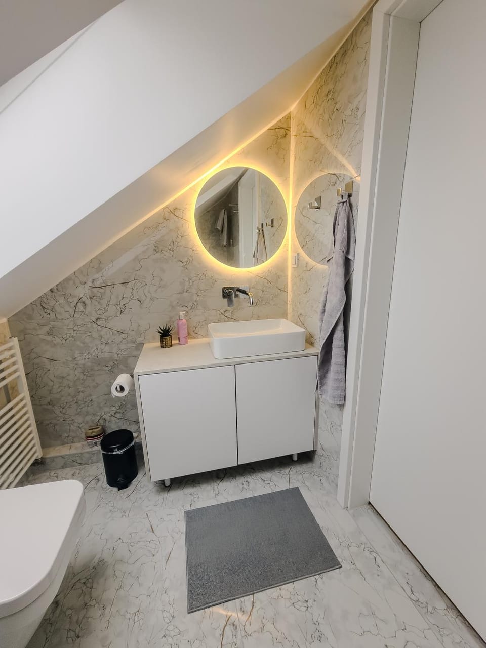 Toilet, Bathroom