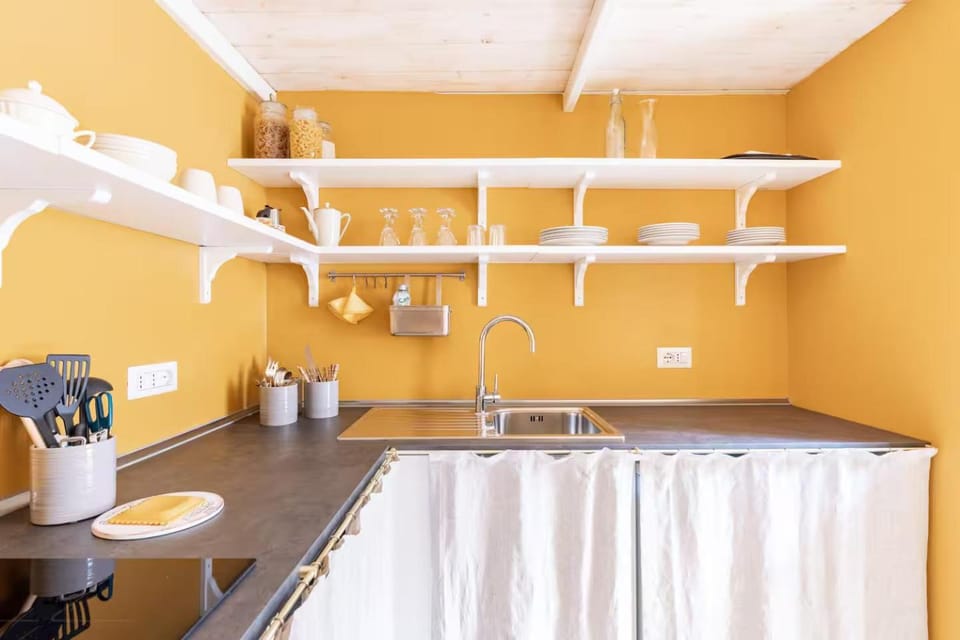 Kitchen or kitchenette