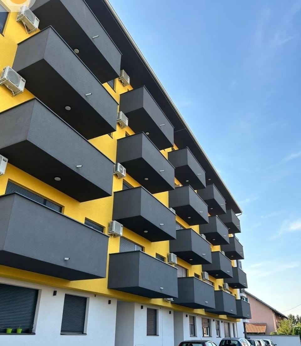 Diamond airport JACUZZI&SAUNA apartman Ledine Apartment in Belgrade