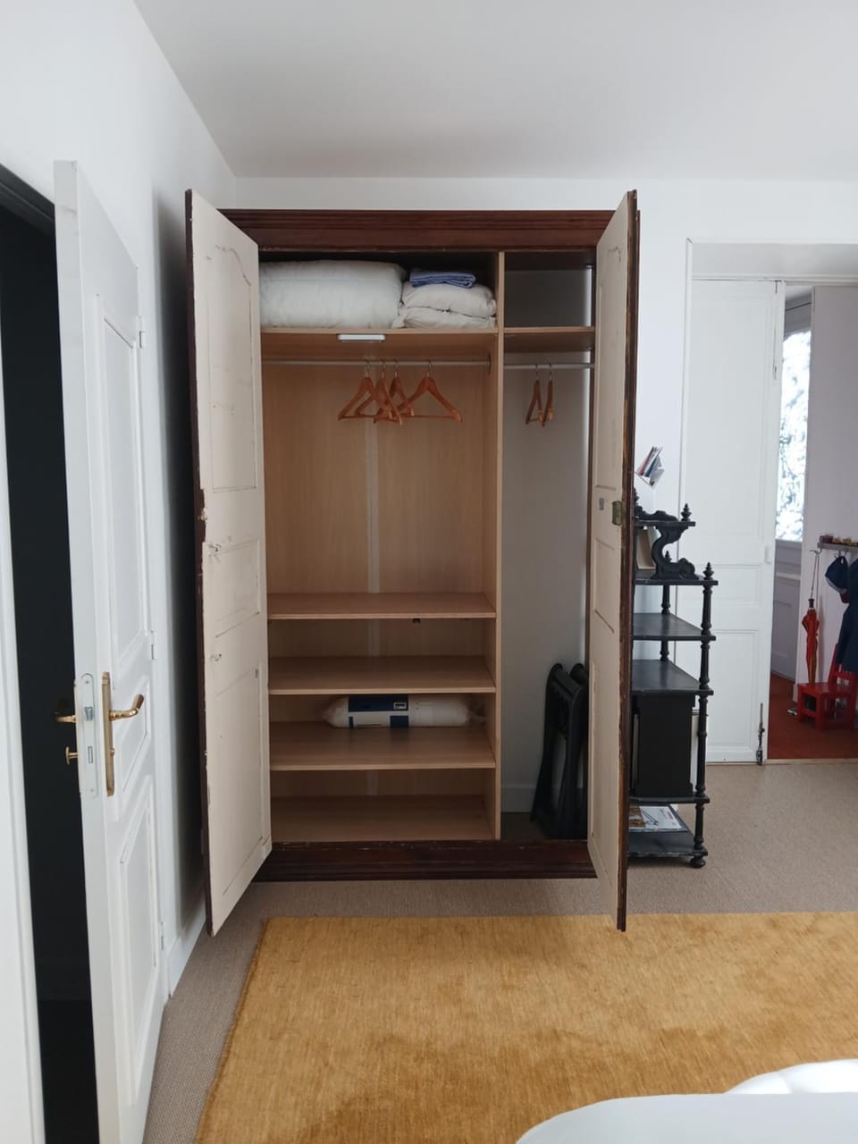 wardrobe