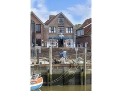 Property building, Natural landscape