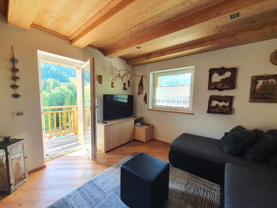 View (from property/room), Living room