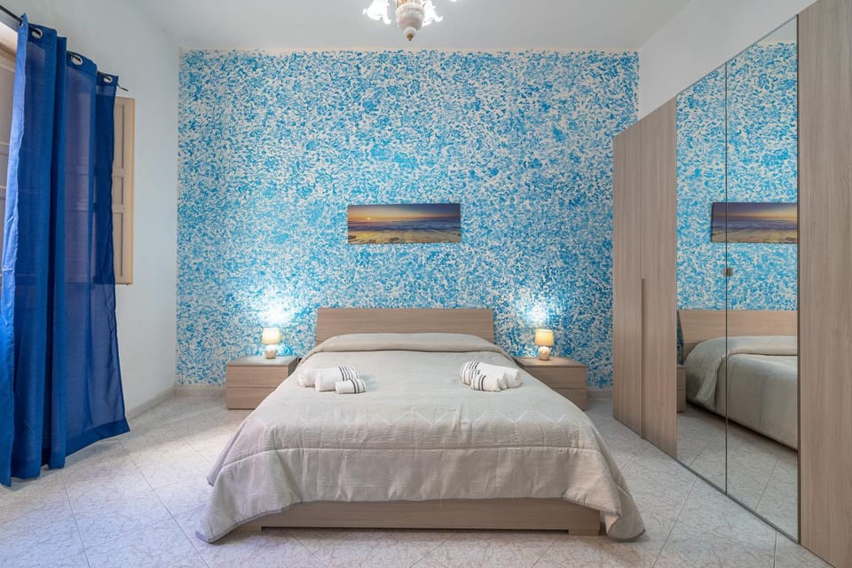 Living room, Bedroom