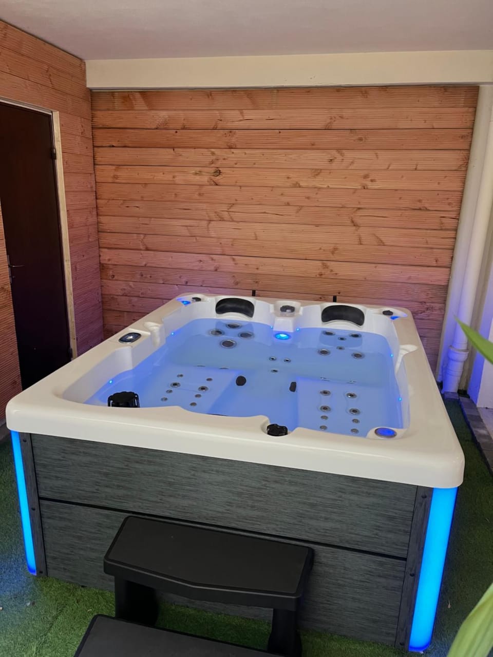 Hot Tub