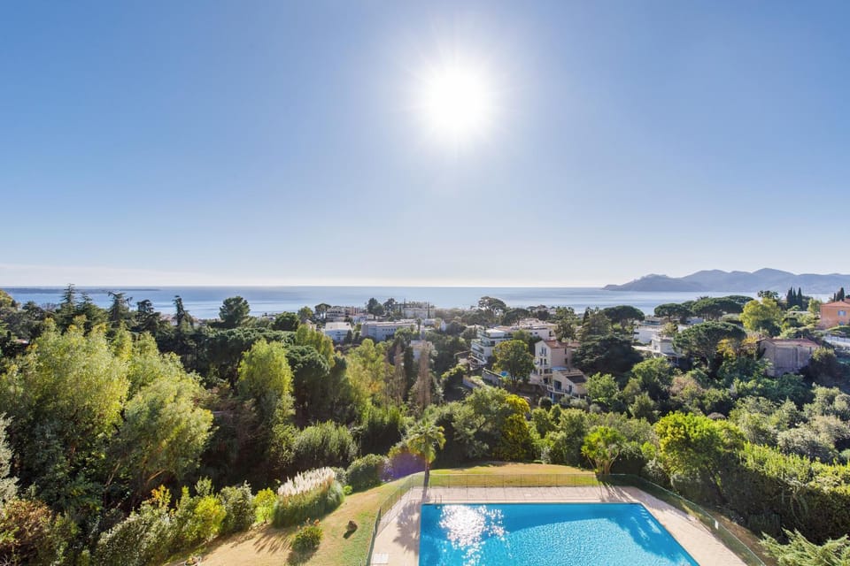 Sea view, Swimming pool
