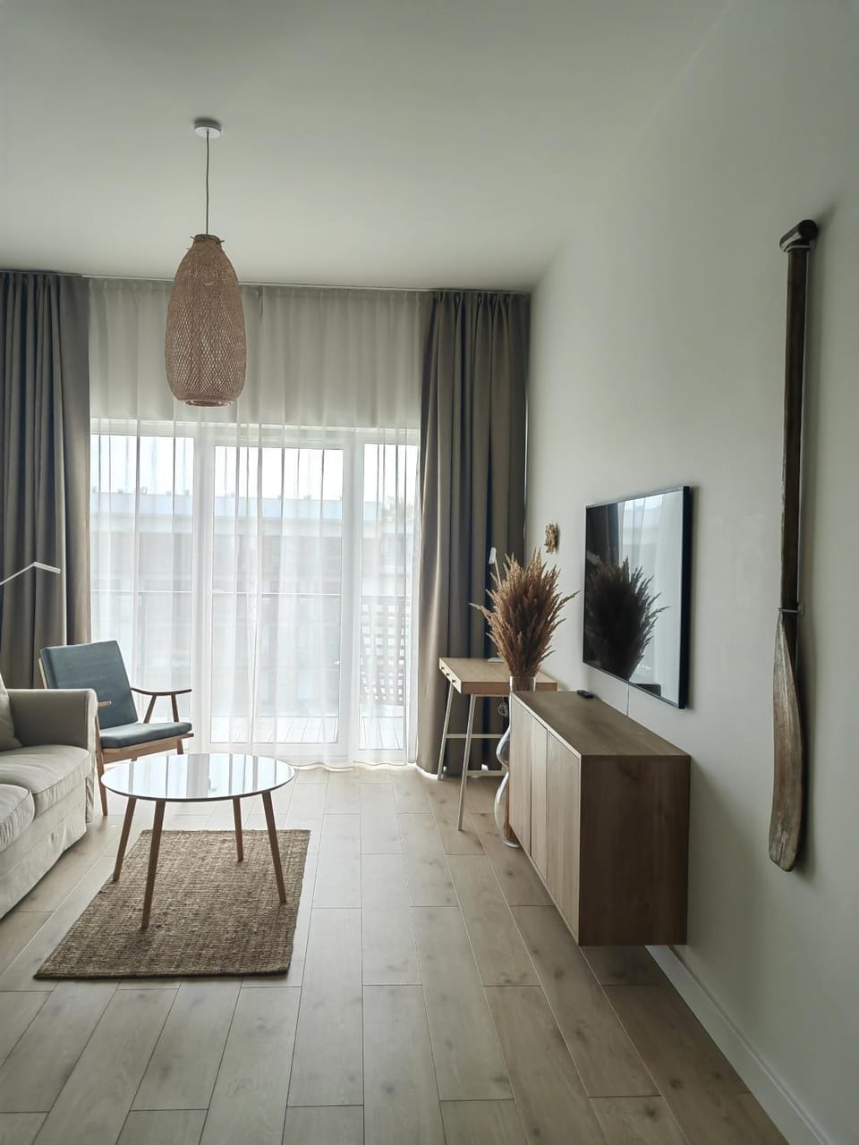 TV and multimedia, Seating area