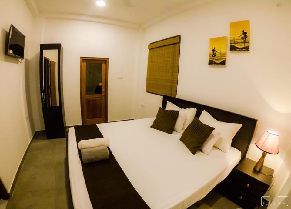 PLUSH Homes Hikkaduwa, 1 bedroom AC apartment Apartment in Hikkaduwa