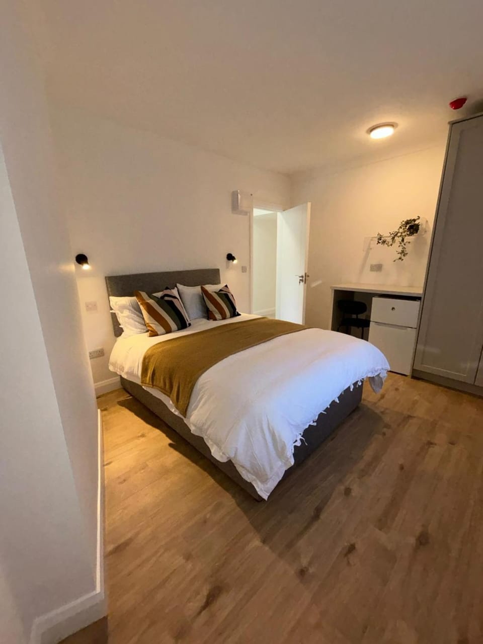 Bedroom, locker, wardrobe