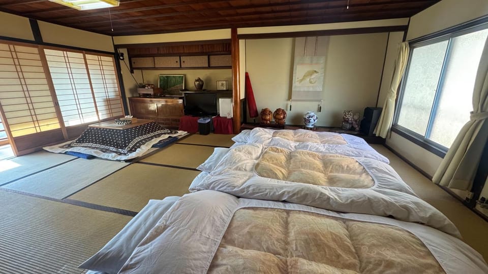 Bed, Photo of the whole room