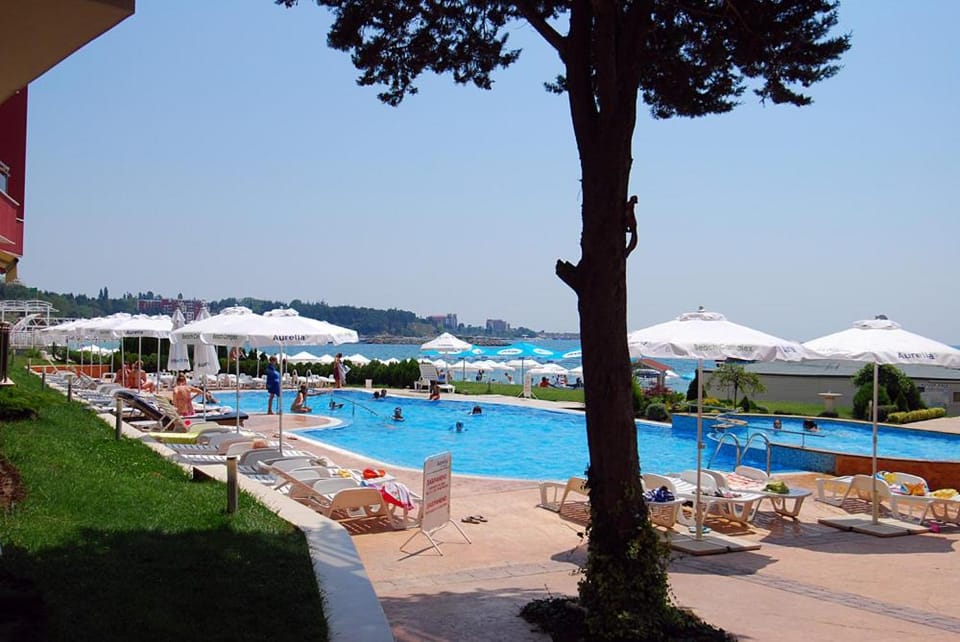 Balcony/Terrace, Pool view, Sea view, Swimming pool