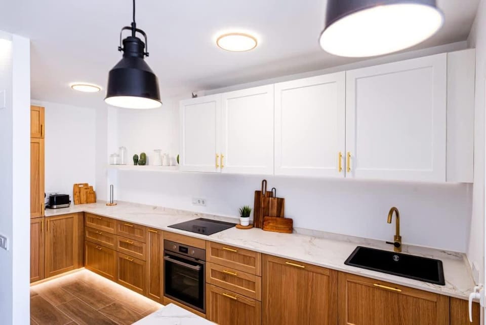 Vistamar, 3 bedroom apartment 50 meters from the beach Apartment in Marbella