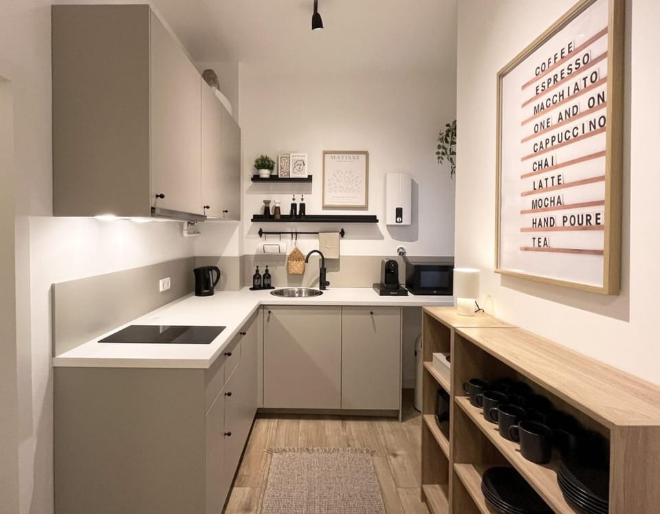 Kitchen or kitchenette, kitchen