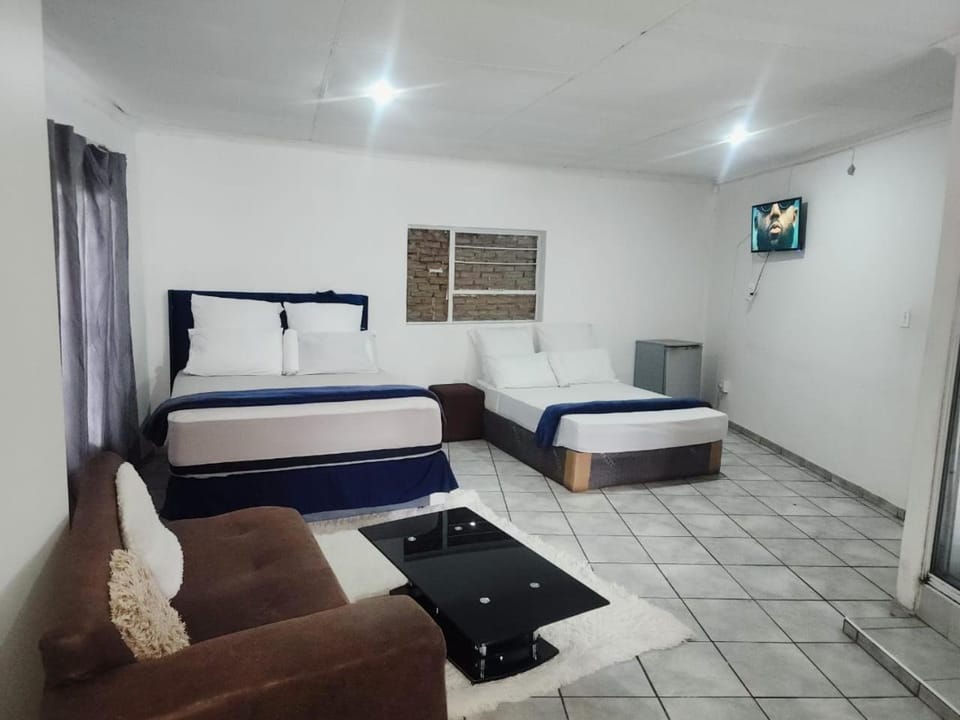 BATO Accommodation Bed and Breakfast in Gauteng