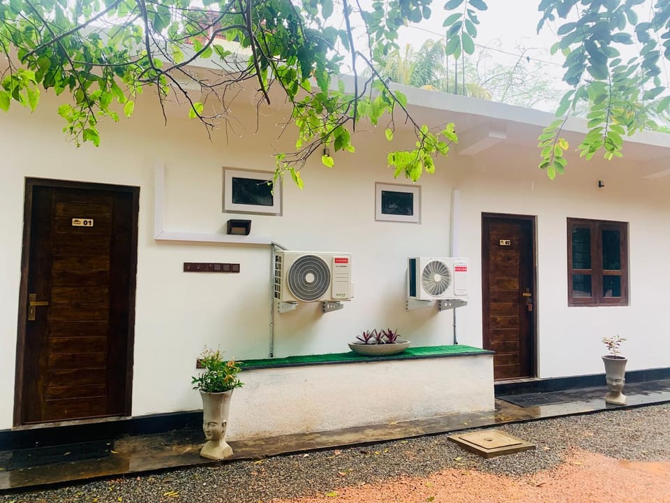 Property building, air conditioner