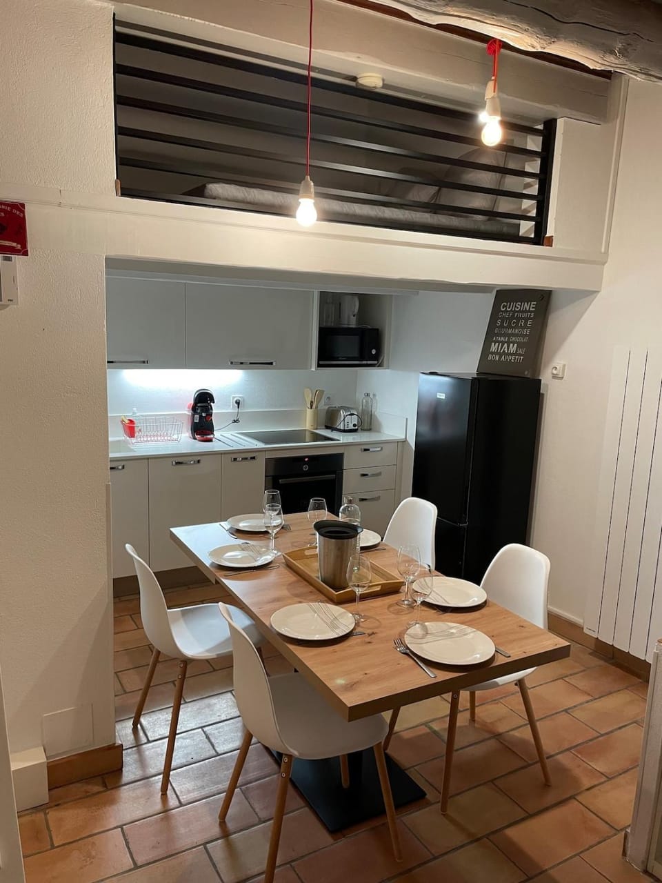 Kitchen or kitchenette, oven, stove