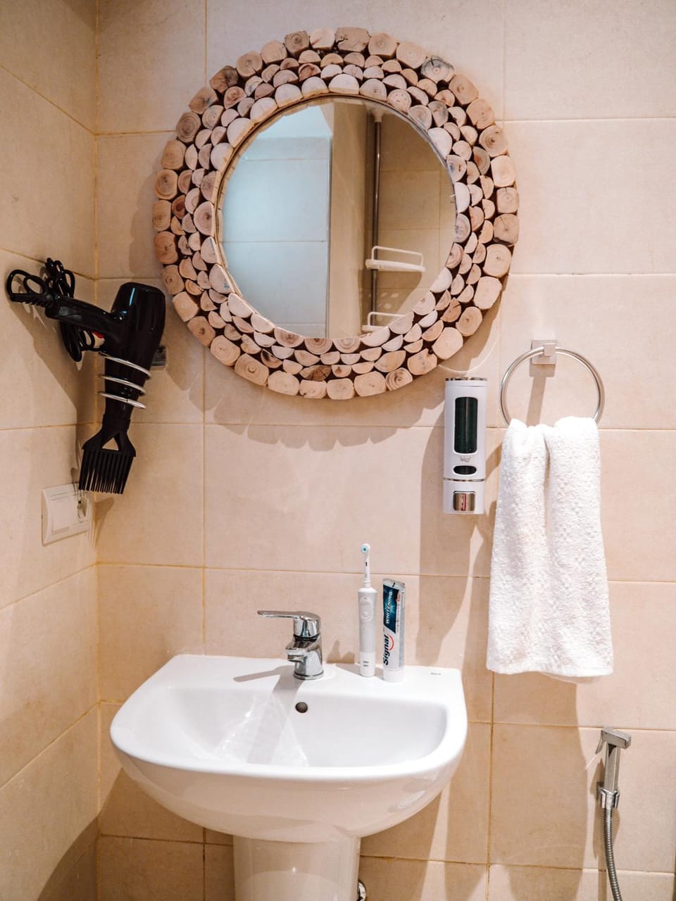 Bathroom, towels