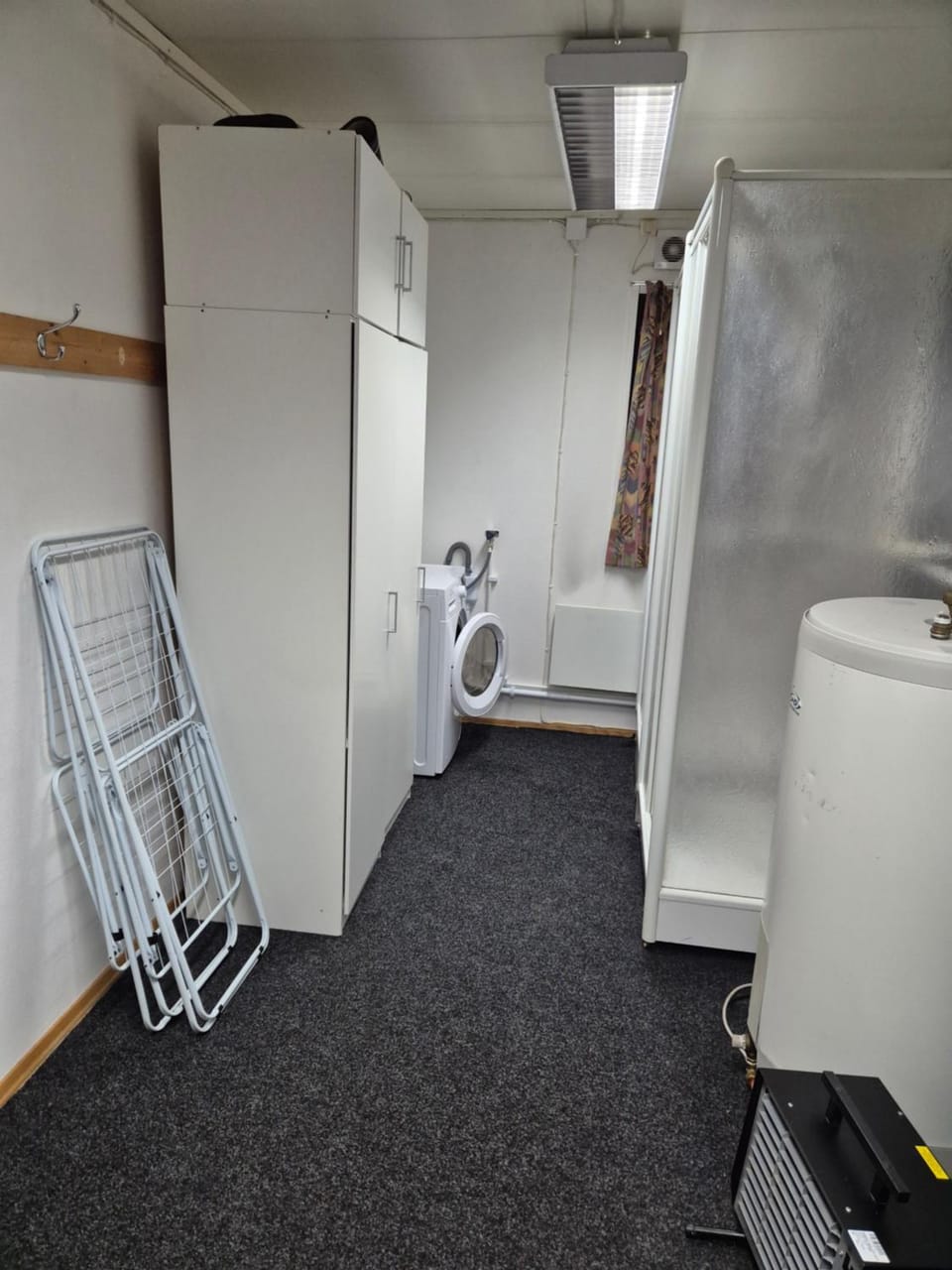 Toilet, Bathroom, washing machine, dryer
