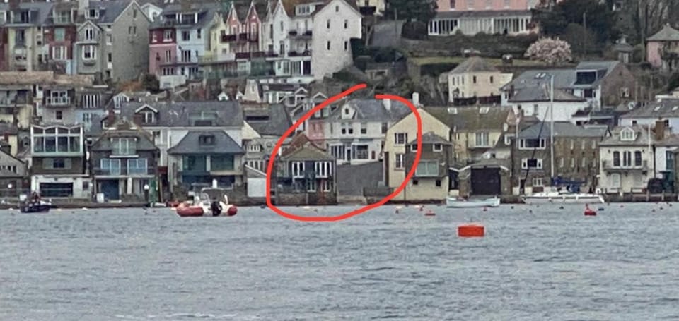 Ringmore Cottage - Salcombe - View over estuary House in Salcombe