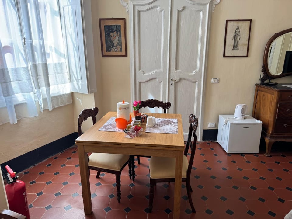 Seating area