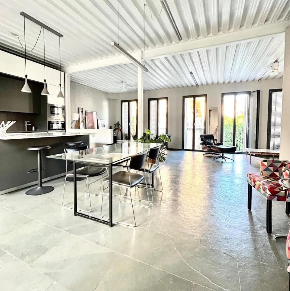 Hispalis Design at Home Apartment in Seville
