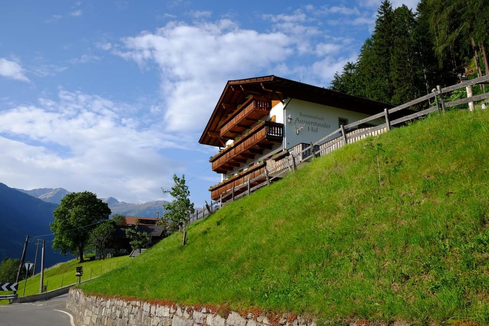 Ausserstauderhof Farm Stay in Trentino-South Tyrol