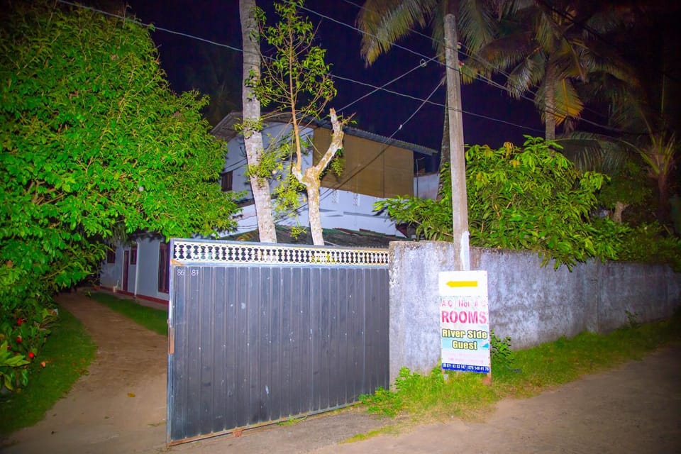 River Side Guest Apartment in Southern Province