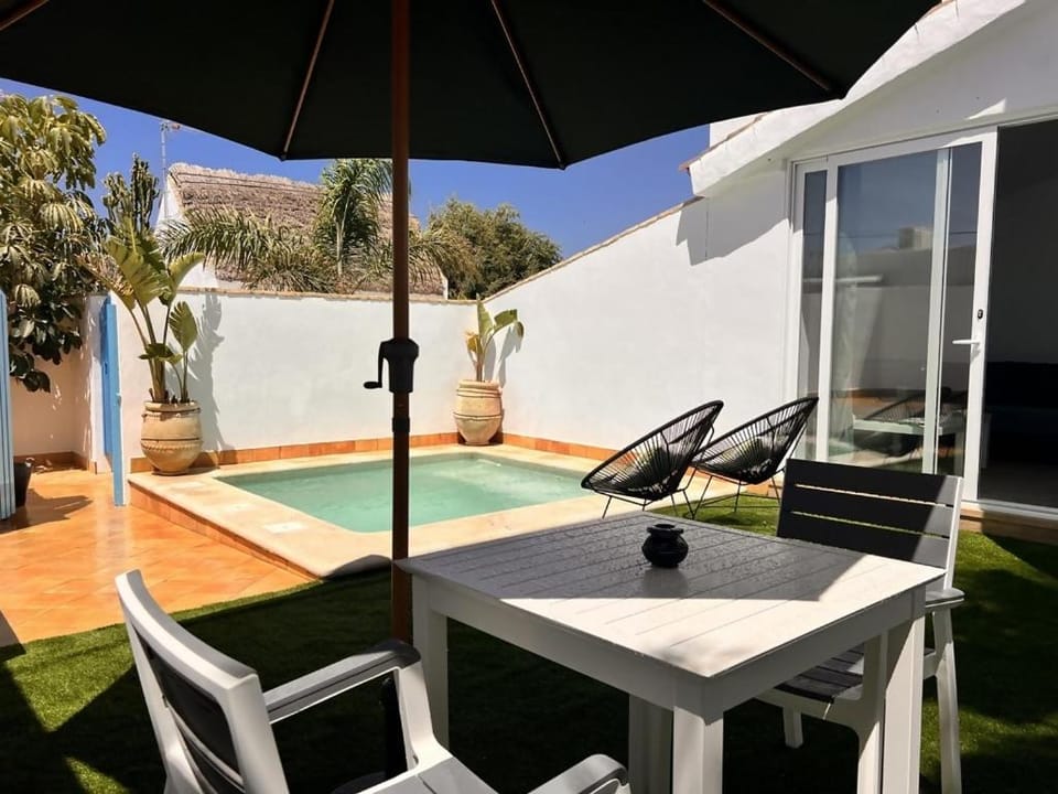 Estudio Tierra piscina privada House in La Janda