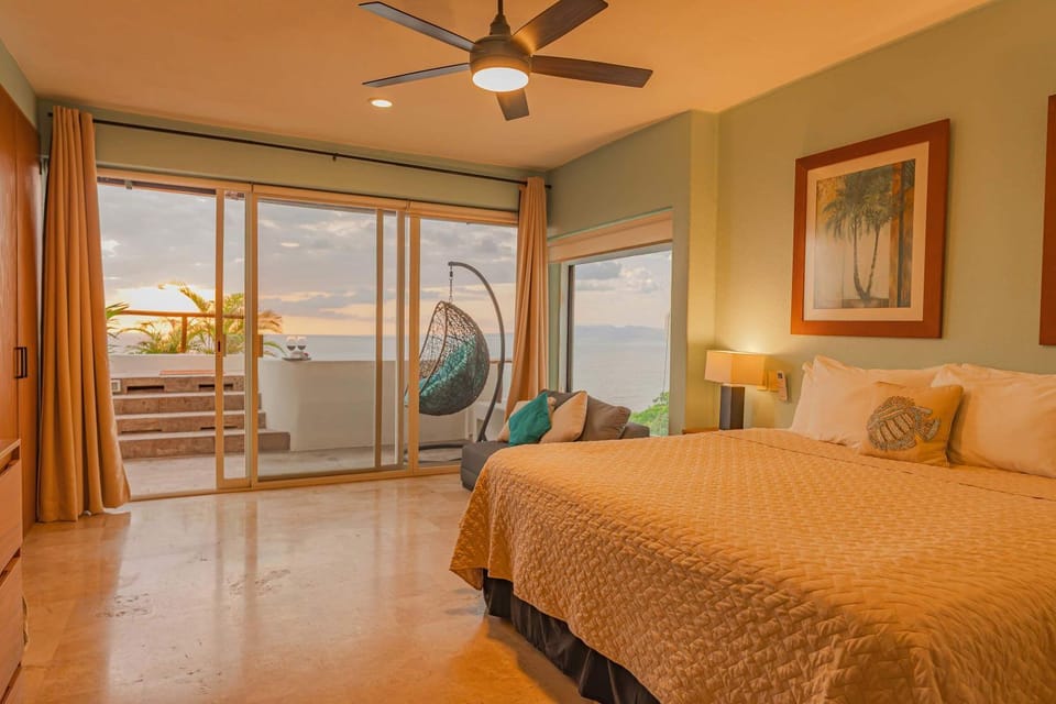 Luxury Oceanview Condo with heated Pool House in Puerto Vallarta