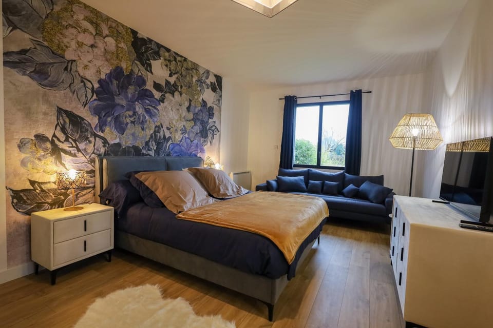 TV and multimedia, Bedroom