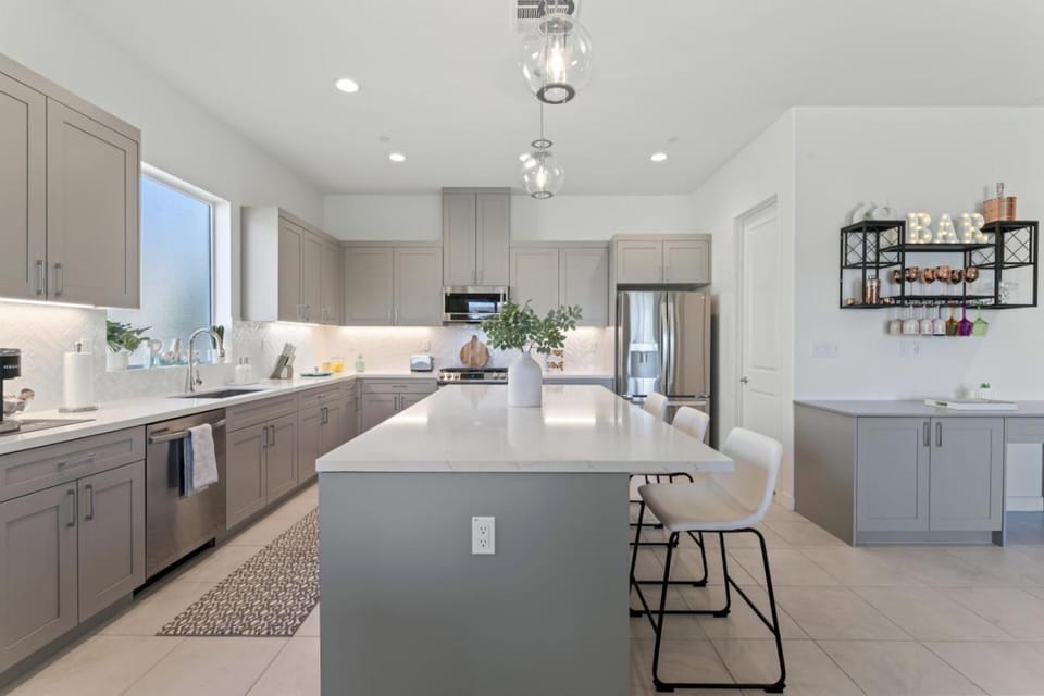 Desert Escape New Luxury Pool Home Walk to Coachella House in Indio