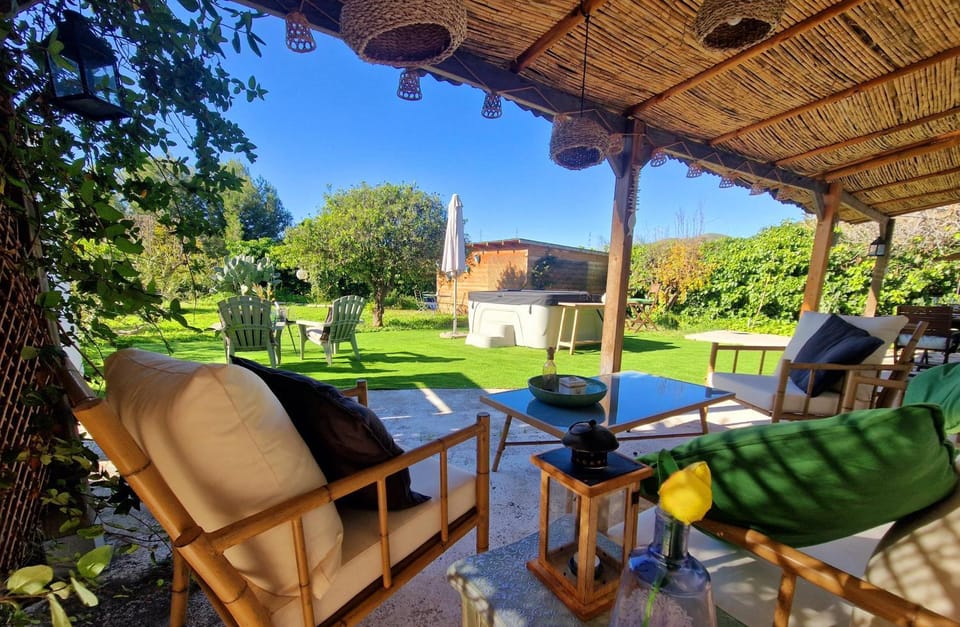 Patio, Spring, Day, Garden, Garden, Hot Tub, View (from property/room), Seating area, Garden view