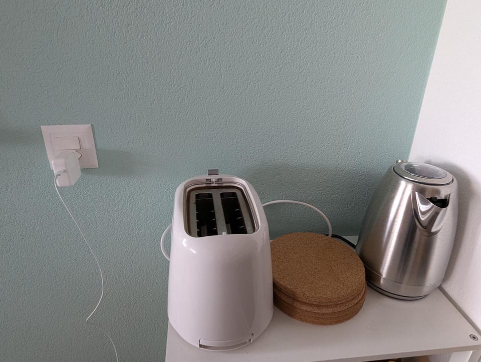 Coffee/tea facilities