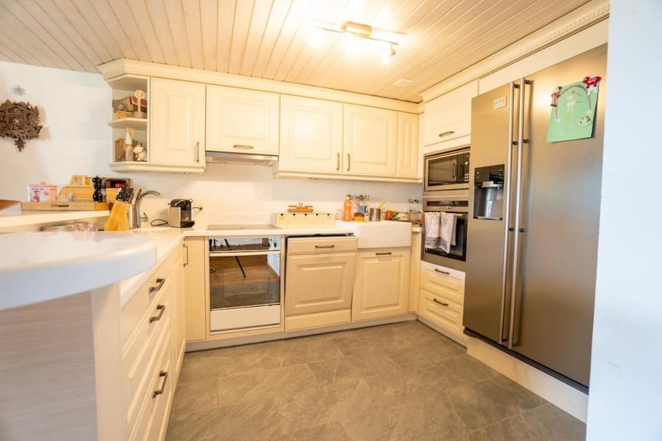 Confortable et charmant 7 personnes Alpe des Chaux avec belle vue Apartment in Ollon
