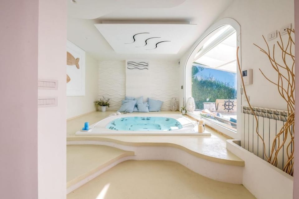 Natural landscape, Hot Tub