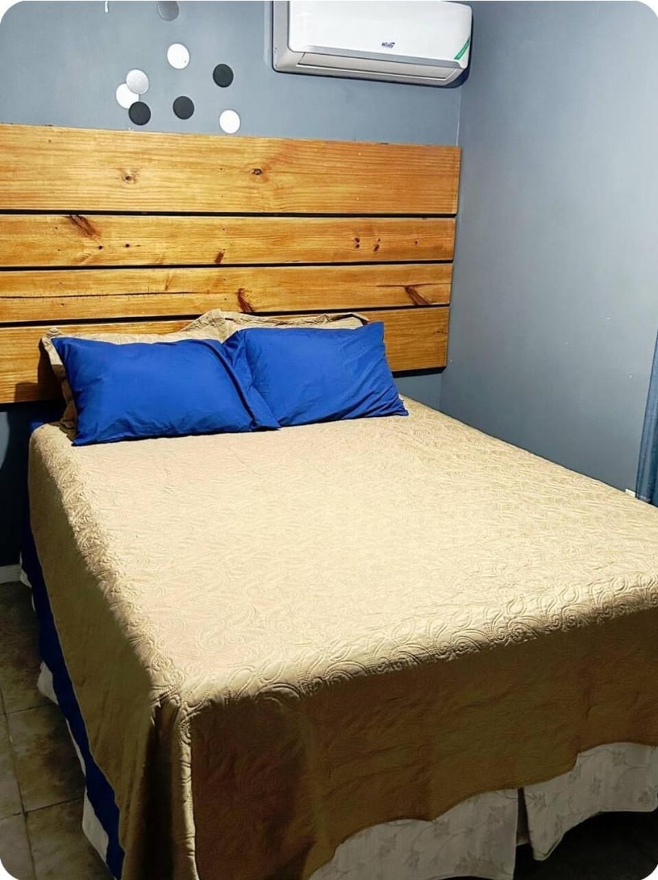 The Grayden Cottage Apartment in Kingston