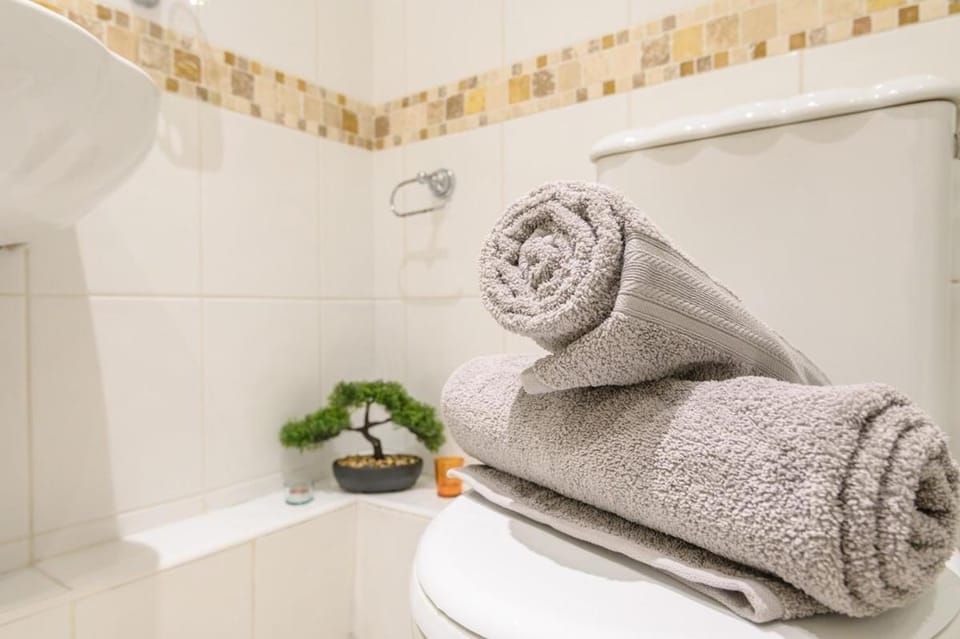 Boutique Flat In Huddersfield Town Centre Apartment in Huddersfield